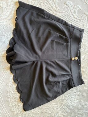Black Scalloped Hem shorts women's small gold accent buttons